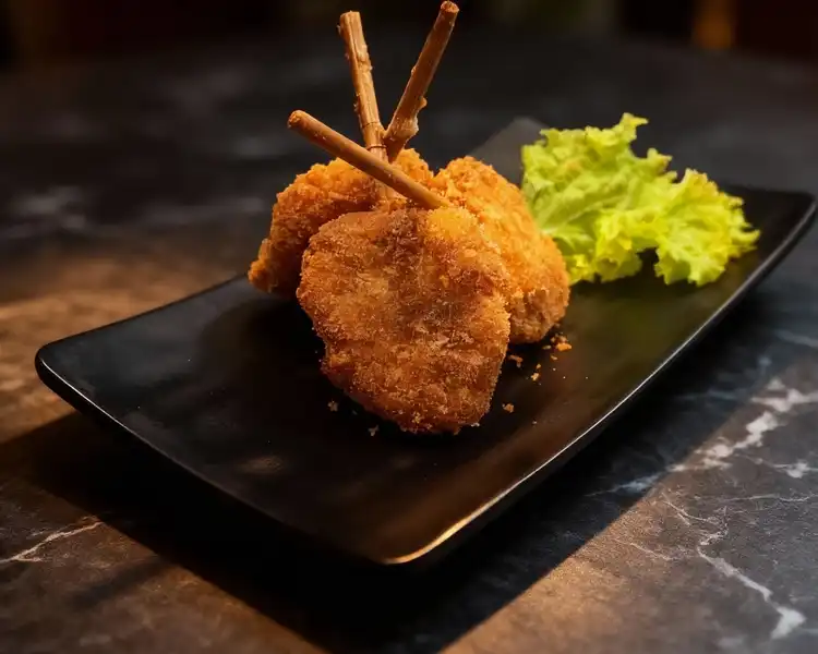 Kaki Naga - Rose Berastagi Café