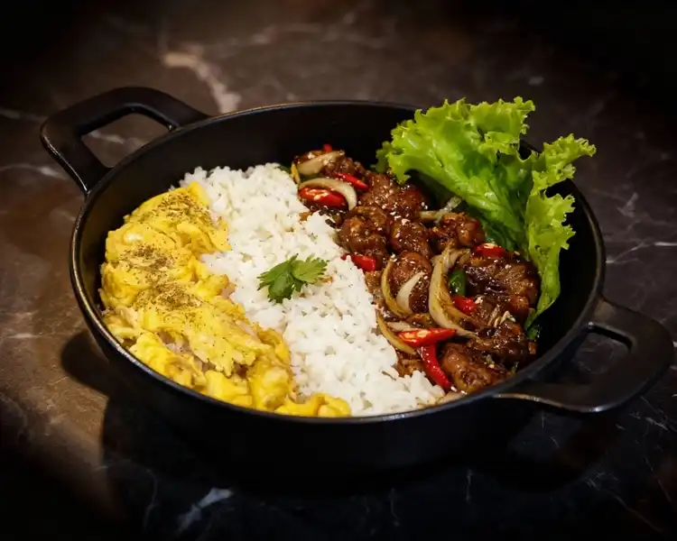 RiceBowl Chicken Blackpepper - Rose Berastagi Café
