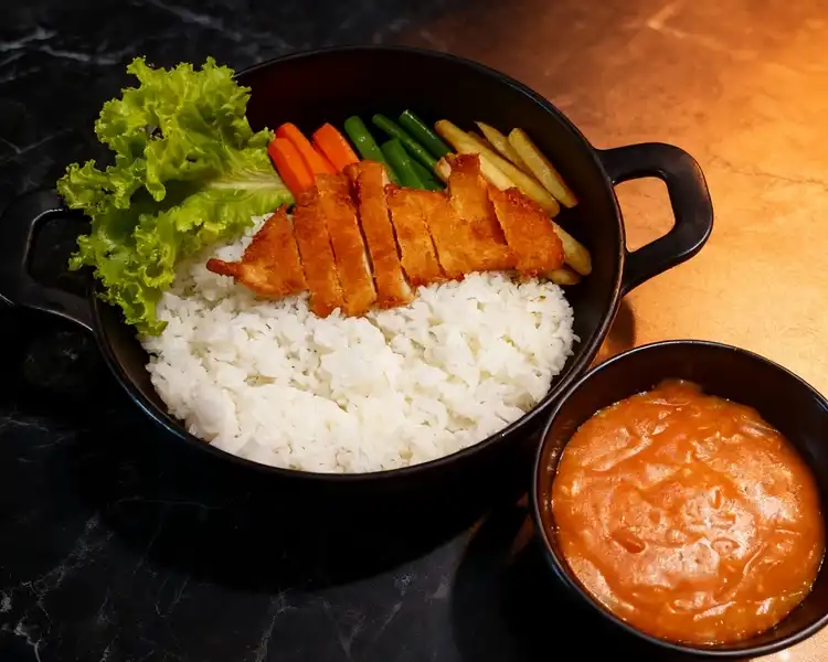 RiceBowl Bistik Ayam - Rose Berastagi Café